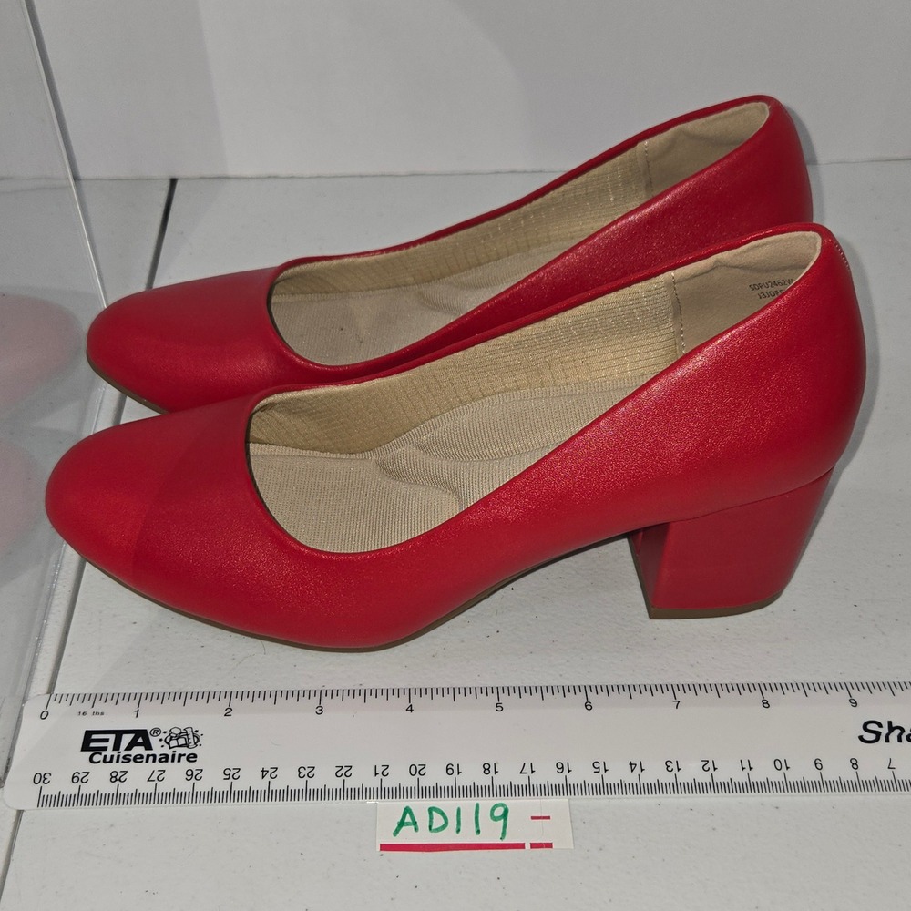 Dream Pairs Women Red Round Toe Low Block Heel Pumps SDPU2462W Size 6.5 - Picture 7 of 9